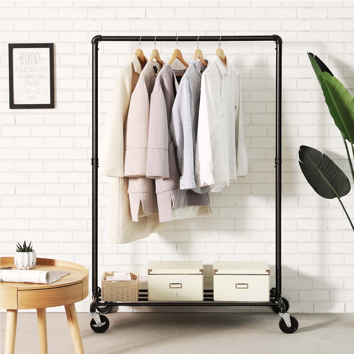 Industriestil Kleiderständer 90kg – Felix - Wasserrohr - Optik mit Rollen - nestful
