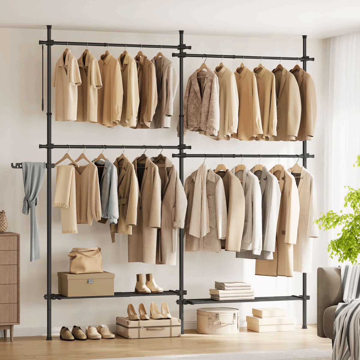 Kleiderständer - Levia - Deckenhoch, aus Stahl, höhen & breitenverstellbar - nestful