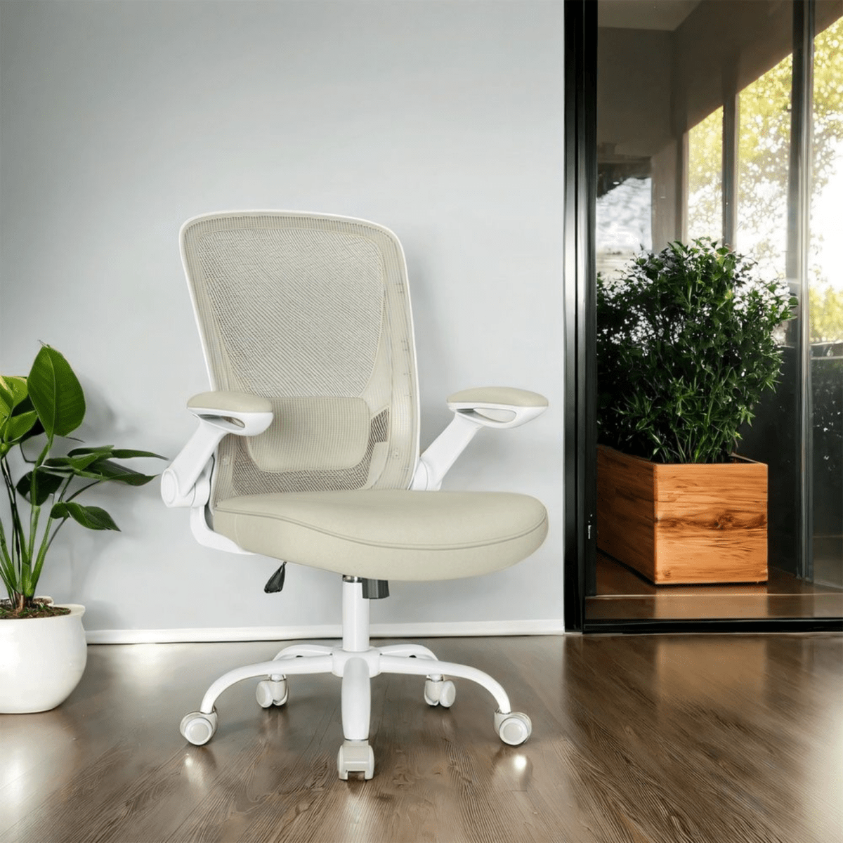 Ergonomischer Bürostuhl – Vero – mit klappbaren Armlehnen & Netzrücken - nestful