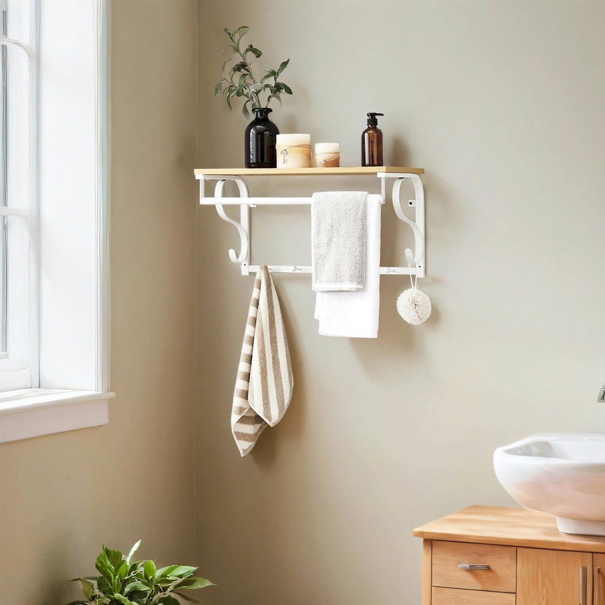 Garderobenständer – Peer – für die Wand mit Ablage & 5 Haken – 60 cm - nestful
