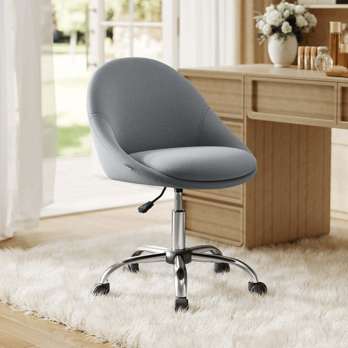 Homeoffice Bürostuhl – Elara – höhenverstellbar aus Stoff oder Samt - nestful