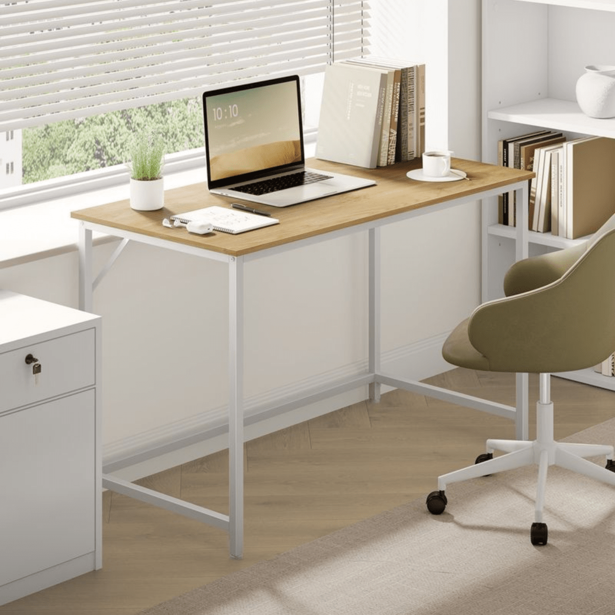 Schmaler Schreibtisch – Luca – Kompakt & Klein im Industrie - Design - nestful