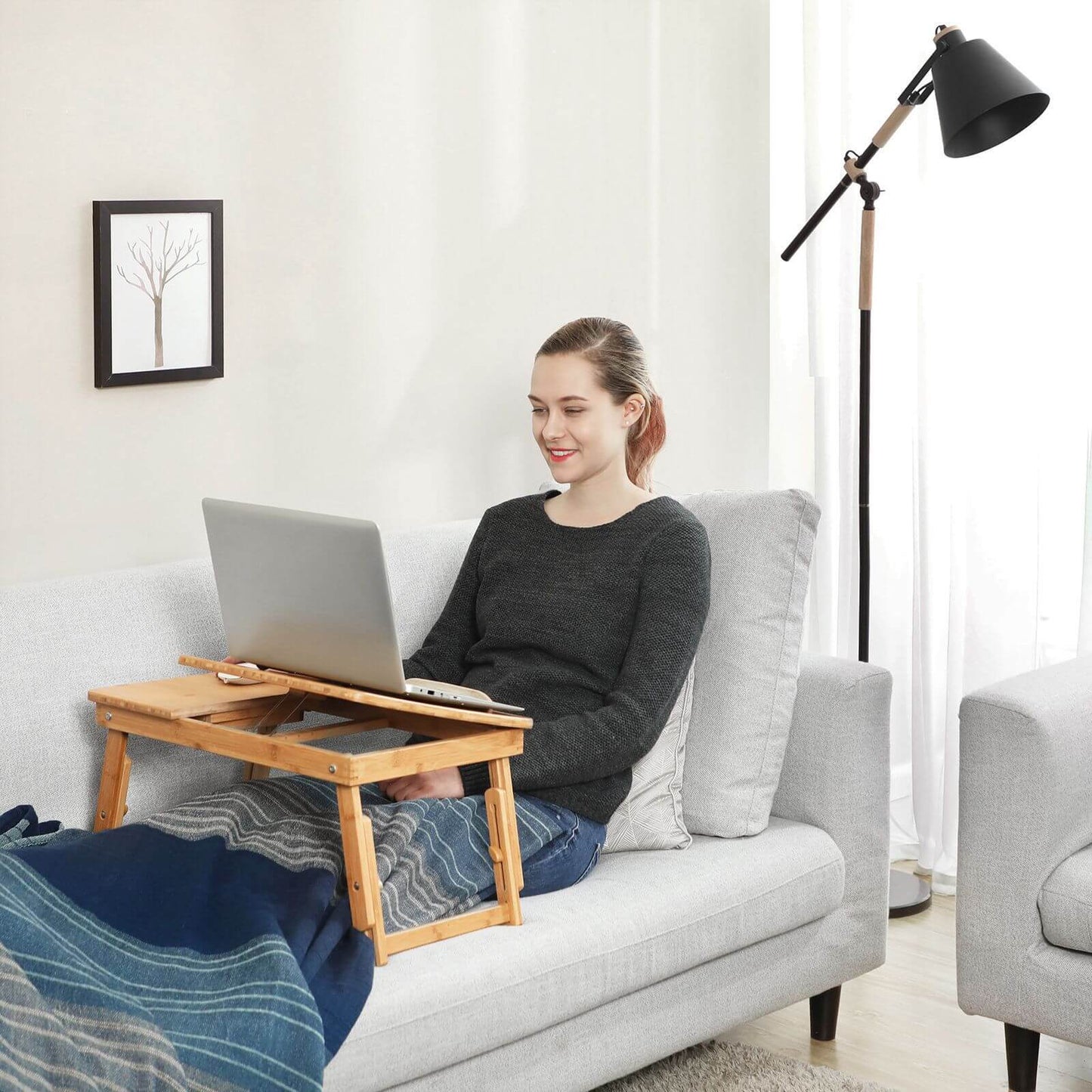 Height-adjustable bamboo laptop table